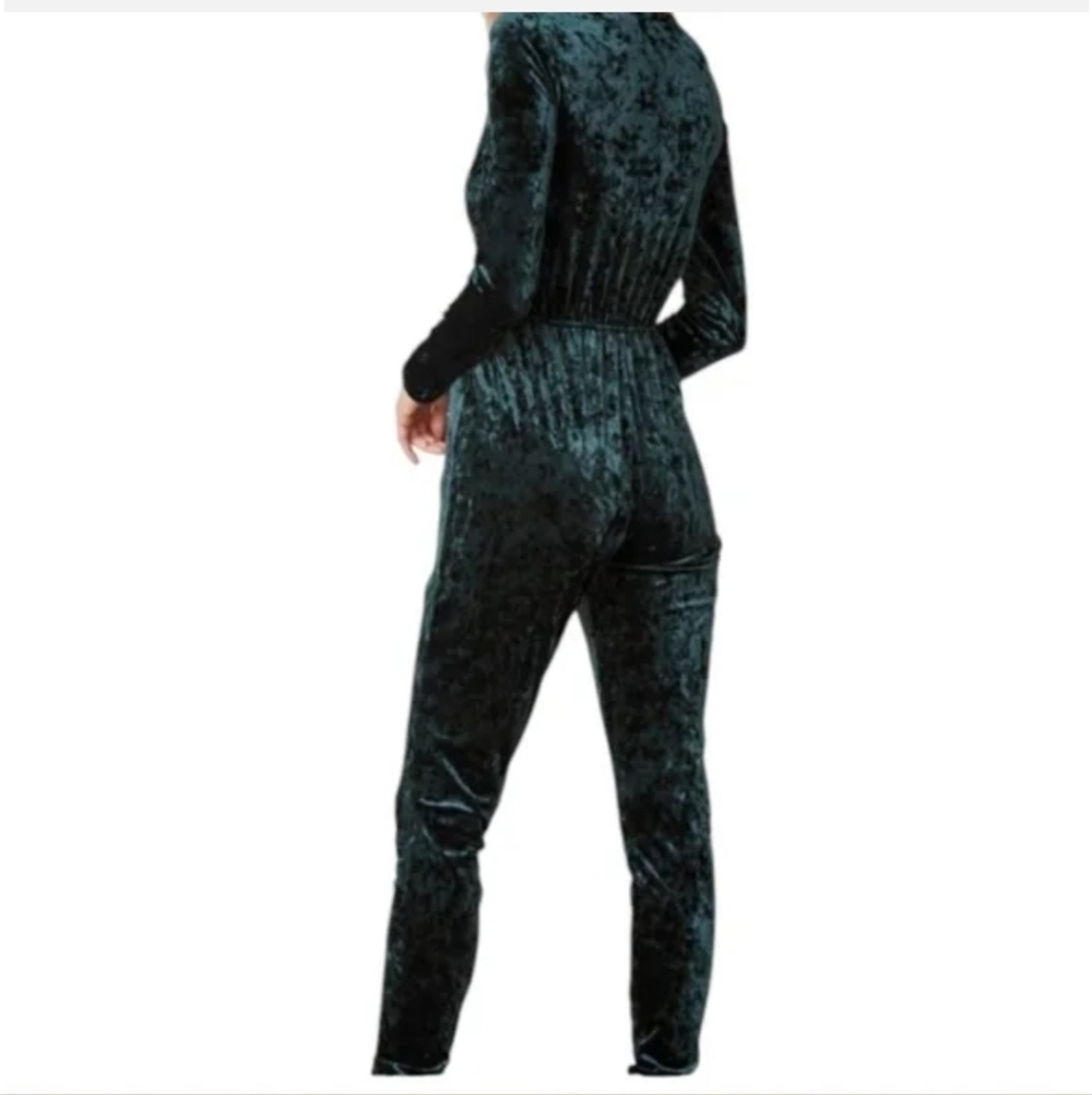 VENUS Elegant Velvet Jumpsuit in Deep Green - Picture 2 of 2